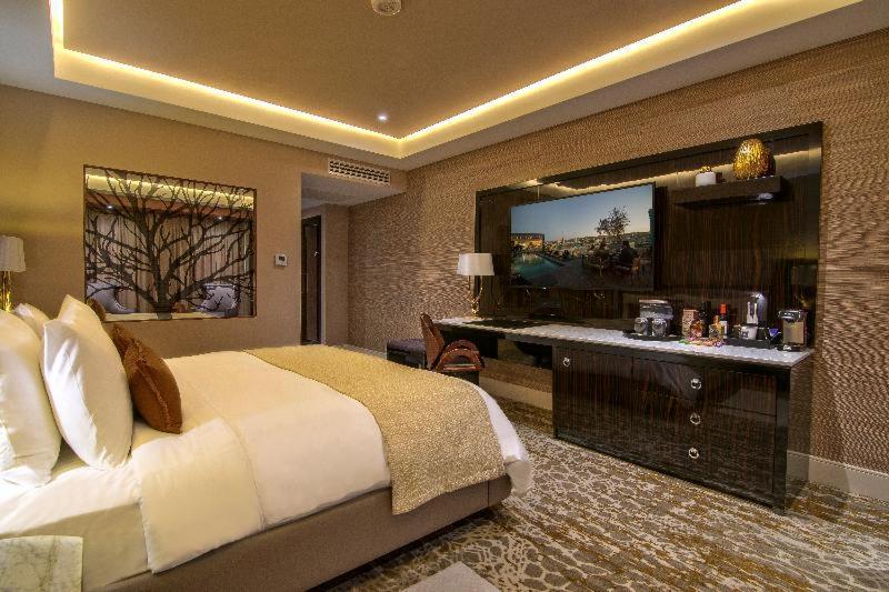 K Tower Boutique Hotel By Lucerna Тихуана Номер фото