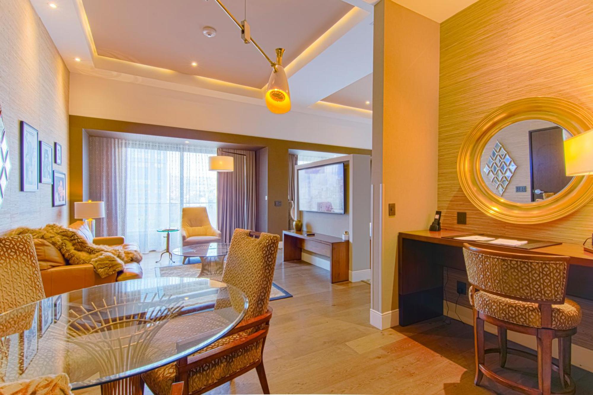 K Tower Boutique Hotel By Lucerna Тихуана Экстерьер фото