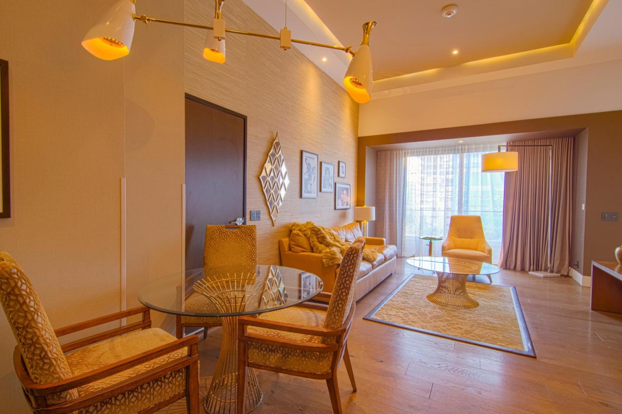 K Tower Boutique Hotel By Lucerna Тихуана Экстерьер фото